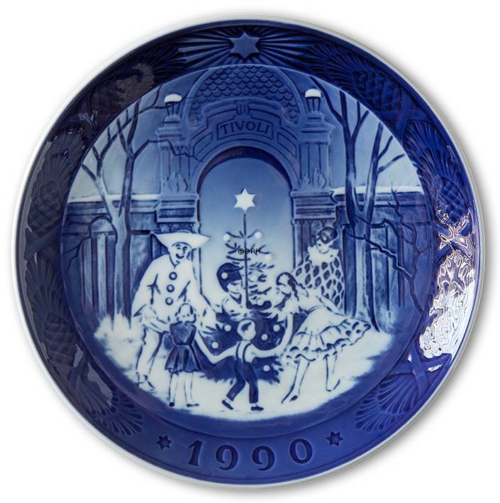 Royal Copenhagen Christmas plates 1908-2017  Danish Porcelain House.