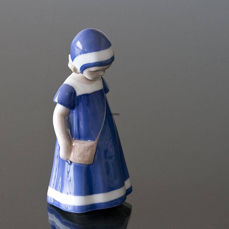 Arena Søjle Sinewi Else Girl in blue dress, Bing & Grondahl no. 1574 | No. 1023404 | Alt. b1574